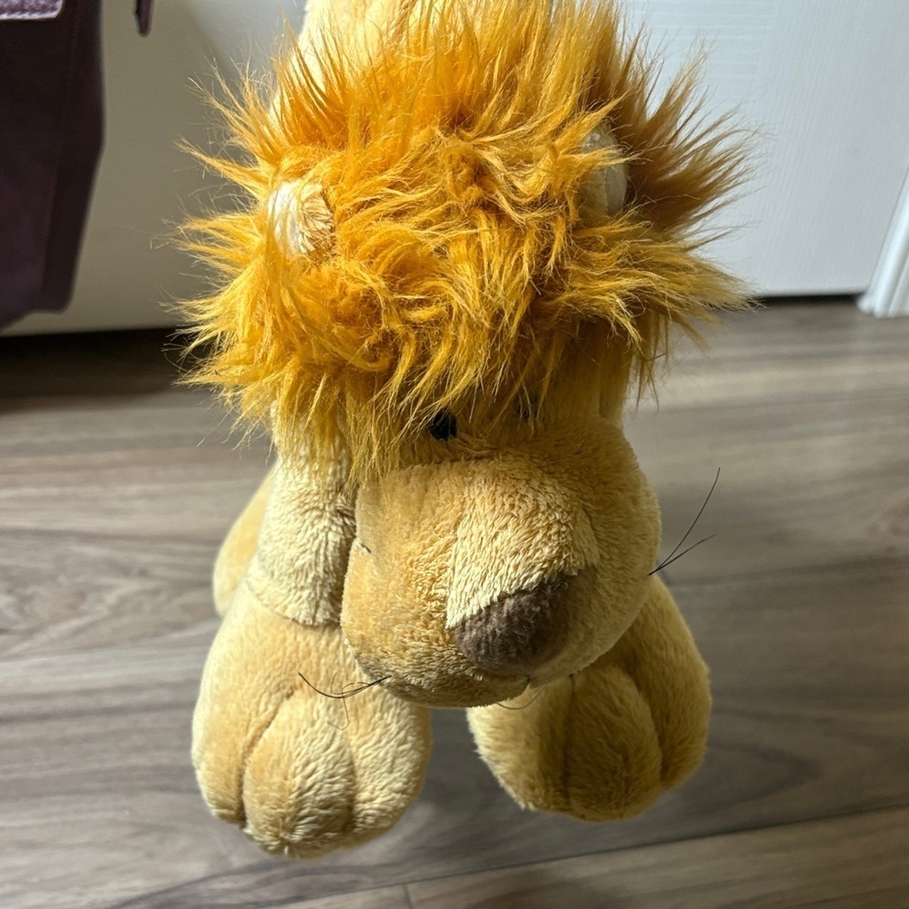 Cuddly Tan Lion Plush Handbag for Kids - Picture 2 of 5